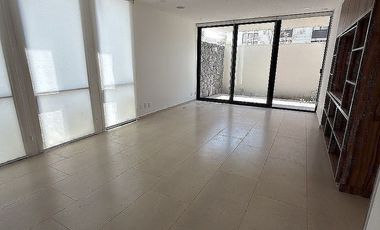 DEPARTAMENTO EN RENTA EN PLANTA BAJA EN JURICA, QUERETARO