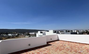 Casa en Renta en Coto Abeto, Parques Vallarta, Zapopan
