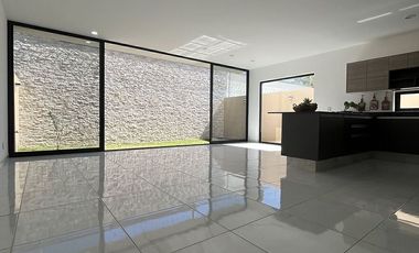 Casa en Renta en Coto Abeto, Parques Vallarta, Zapopan