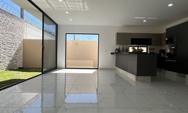 Casa en Renta en Coto Abeto, Parques Vallarta, Zapopan