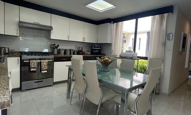 Casa en venta en Tecamachalco a pasos del Templo Ramad Shalom y Parque de la Luz