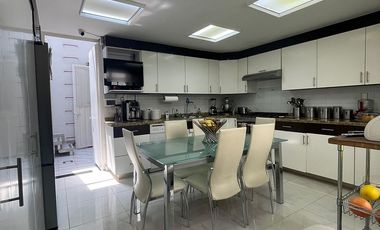 Casa en venta en Tecamachalco a pasos del Templo Ramad Shalom y Parque de la Luz