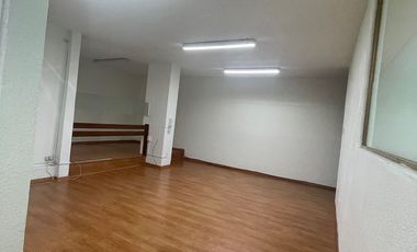 Oficina en venta en Roma Norte a una calle de PH Durango 1er piso interior
