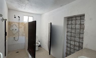 CASA EN VENTA MERIDA, PLAYA CHICXULUB, 2DA FILA, ENTREGA INMEDIATA.