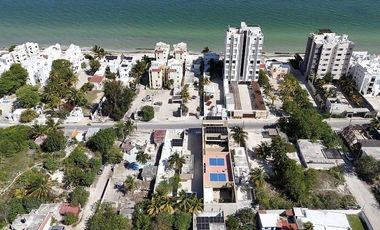 CASA EN VENTA MERIDA, PLAYA CHICXULUB, 2DA FILA, ENTREGA INMEDIATA.