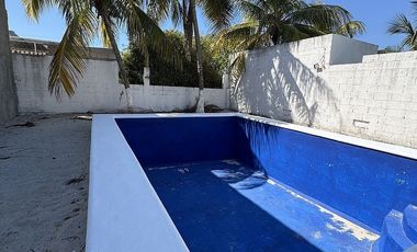 CASA EN VENTA MERIDA, PLAYA CHICXULUB, 2DA FILA, ENTREGA INMEDIATA.