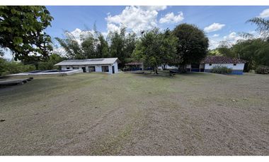 VENTA DE FINCA EN TEBAIDA, QUINDO, COLOMBIA
