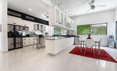 Casa en Venta y Renta en Residencial Campestre Cancún