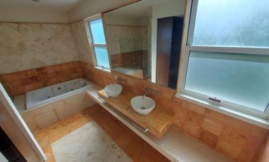CASA EN RENTA  3 REC CON ALBERCA PRIVADA EN PLAYA DEL CARMEN