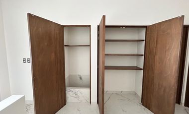 Lomas de Molino III CASA en RENTA, tres recámaras con baño y vestidor. La Campiña, Gran Jardín