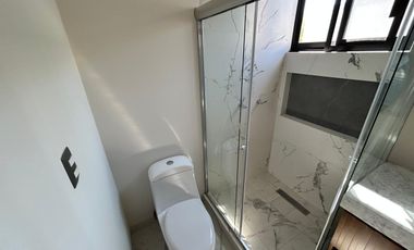 Lomas de Molino III CASA en RENTA, tres recámaras con baño y vestidor. La Campiña, Gran Jardín