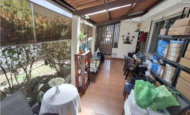 CASA A LA VENTA CLUB X BETANIA
