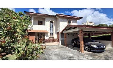 CASA A LA VENTA CLUB X BETANIA
