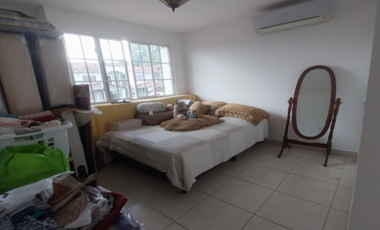 VENDO CASA PH VILLA DE LAS AZORES EN VILLA LUCRE
