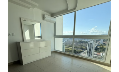 CONDADO DEL REY / KINGS PARK / 97M / 2 HABITACION / BALCON
