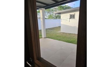 Casa en alquiler en Versalles del Oeste, La Chorrera (AR)