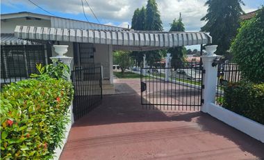 SE ALQUILA CASA EN SAN MIGUELITO