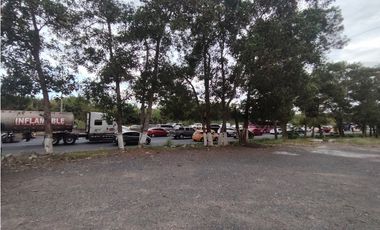 Terreno comercial en venta en Autopista Diagonal a Westland Mall (DR)