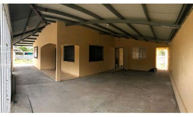 Casa cerca a la Vía La Mitra y Autopista Panamericana La Chorrera