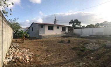 Casa cerca a la Vía La Mitra y Autopista Panamericana La Chorrera