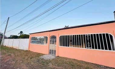 Casa cerca a la Vía La Mitra y Autopista Panamericana La Chorrera