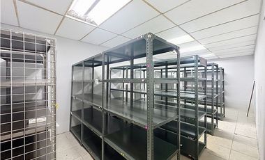 Alquiler de local comercial en Avenida Simon Bolivar