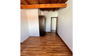 DEPARTAMENTO 1 DOR - 1ER PISO POR ESCALERA- ROCA 1220
