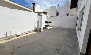 DEPARTAMENTO 1 DOR - 1ER PISO POR ESCALERA- ROCA 1220