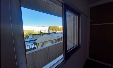 Departamento 1 Dormitorio con Balcón Frente a Plaza de Godoy Cruz