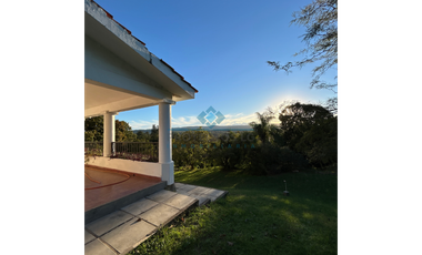 VENTA - RESIDENCIA DE JERARQUA - ASCOCHINGA, CÓRDOBA
