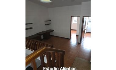 RENTA AMPLIA Y HERMOSA CASA CERCA A LA AVENIDA 30 DE AGOSTO DE PEREIRA