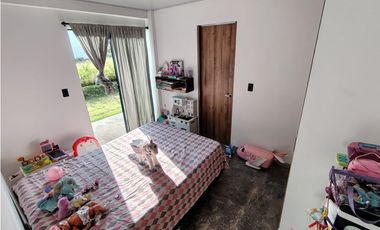 Casa campestre independiente para arriendo en Tres Puertas, Pereira!!