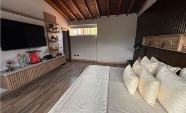 VENTA DE CASA EN SABANETA SECTOR SAN JOSE RANGO 21
