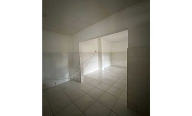 SE ARRIENDA CASA COMERCIAL PLAZA ALFONSO LOPEZ