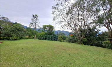 Casa en Arriendo Loma del Escobero Envigado