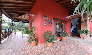 Casa en Arriendo Loma del Escobero Envigado