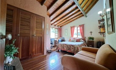 Casa en Arriendo Loma del Escobero Envigado
