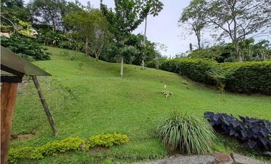 Casa en Arriendo Loma del Escobero Envigado