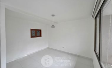Casa en conjunto en arriendo. Sector San Marcel. Manizales.