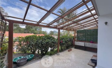 Casa en conjunto en arriendo. Sector San Marcel. Manizales.