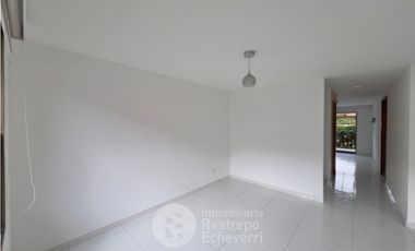 Casa en conjunto en arriendo. Sector San Marcel. Manizales.
