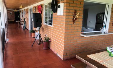 VENDO FINCA ENTRE FILANDIA Y QUIMBAYA