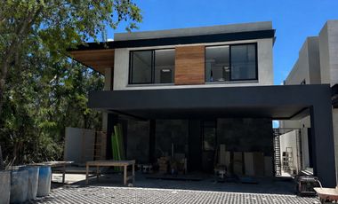 Casa en Venta en Cancun en Lagos Del Sol