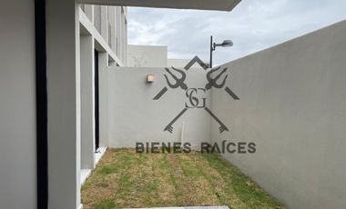 Loft en Venta Jurica, Jardín, Concepto Abierto
