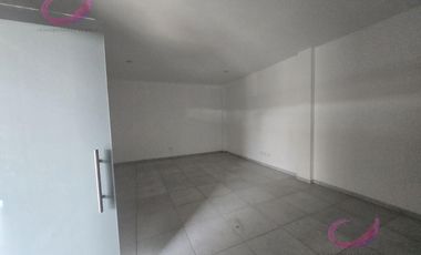 LOCAL EN VENTA Y RENTA, PLAZA COMERCIAL, BOSQUES, AGUASCALIENTES