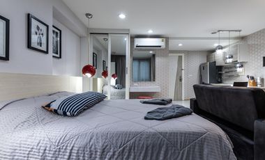 Spacious Ground Floor Condo with Pool Access