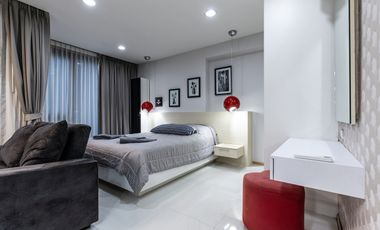 Spacious Ground Floor Condo with Pool Access