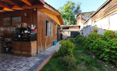 ARRIENDO DE CASA TRES DORMITORIOS EN LA REINA