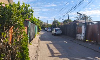 ARRIENDO DE CASA TRES DORMITORIOS EN LA REINA