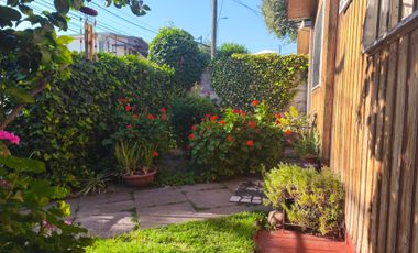 ARRIENDO DE CASA TRES DORMITORIOS EN LA REINA